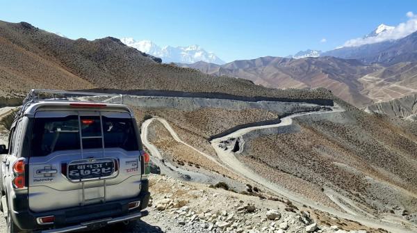 Light Balanced No Changes High – Upper Mustang Overland Jeep Tour