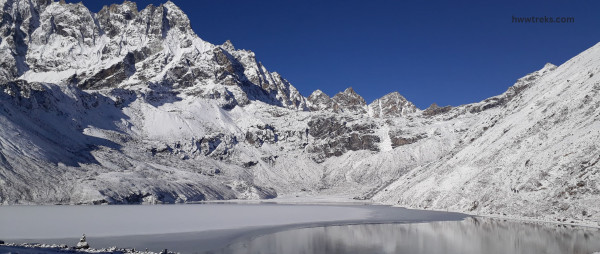 EBC and Gokyo lake trek via Chola Pass